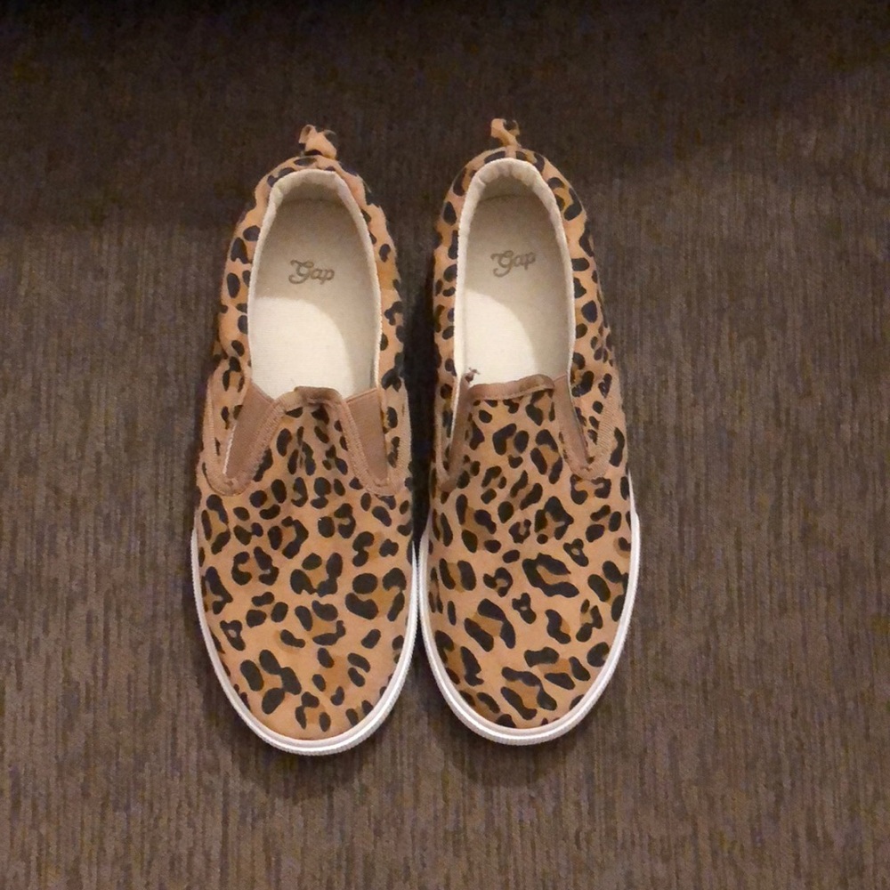 Iittle girls slip ons